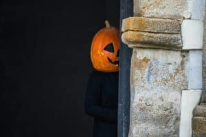 HOA Horror Stories: Challenging Restrictive Covenants in Court