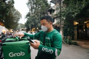 Exploring the Revolutionary Impact of Connected Mobility Solutions